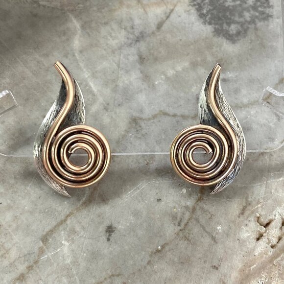 Artisan Textured Sterling Silver 925 Copper Mixed Metal Spiral Stud Earrings - Picture 12 of 16